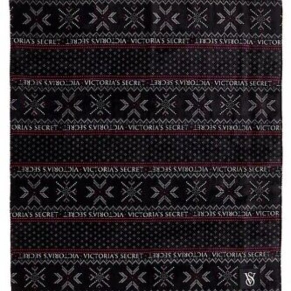 VICTORIA’S SECRET SHERPA  Cozy Fleece Blanket HOLIDAY 2023,  New  VS Sherpa - Picture 3 of 4